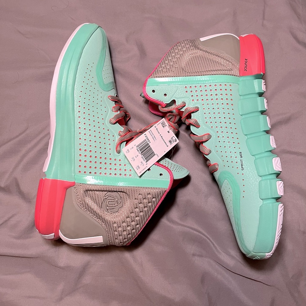 Adidas D Rose restomod basketball shoes mens size 9.5 NWT no box boardwalk